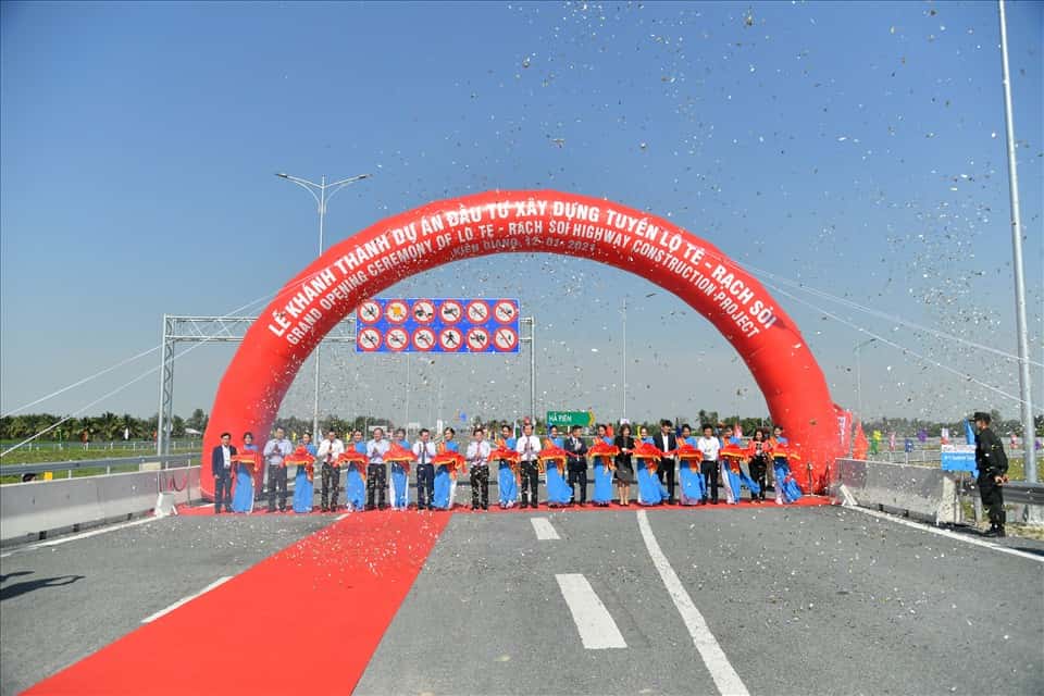Chính thức thông xe cao tốc Lộ Tẻ - Rạch Sỏi rút ngắn đường về Kiên Giang