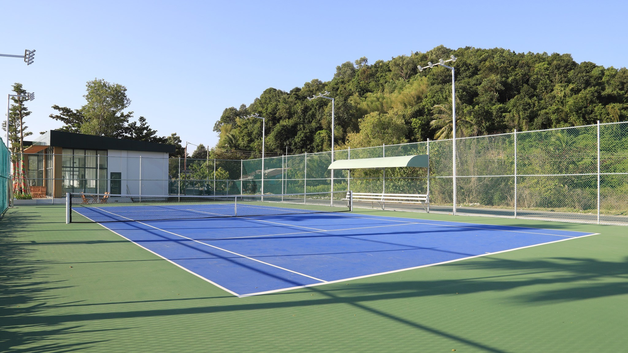 THÁNG 5/2019: HOÀN THÀNH SÂN TENNIS CÔNG VIÊN PHÍA TÂY HA TIEN VENICE VILLAS